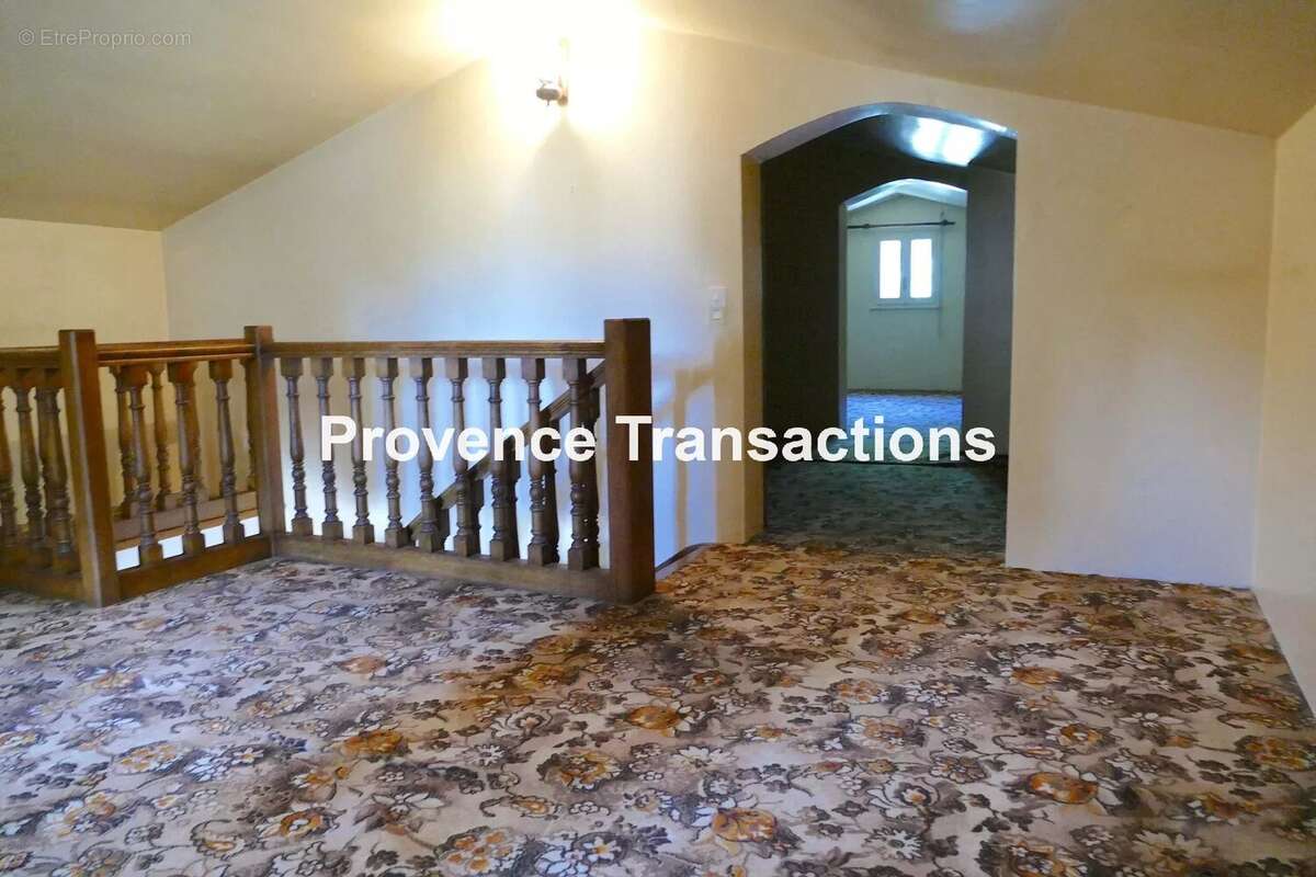 Maison de 170m² avec piscine sur plus d'un hectare! - photo 13