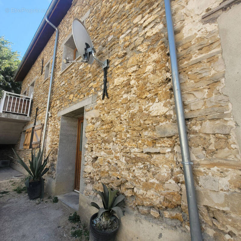 Appartement à EGLY