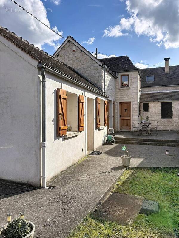 Photo 1 - Maison à COYE-LA-FORET