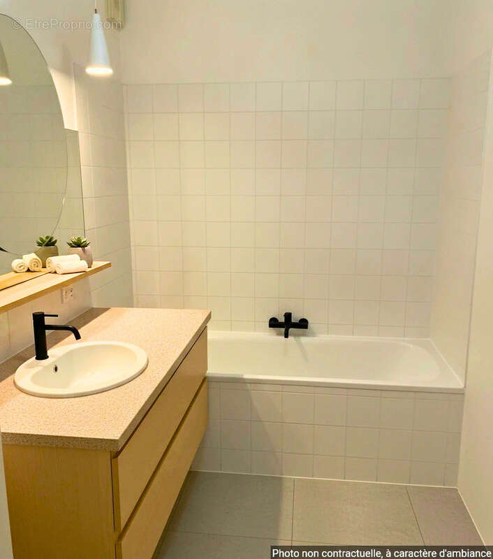 APPARTEMENT T3 avec ascenseur et double stationnement, quartier Martell COGNAC - photo 9