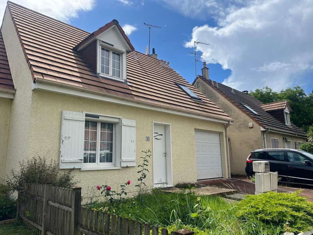 Maison à CROSNE