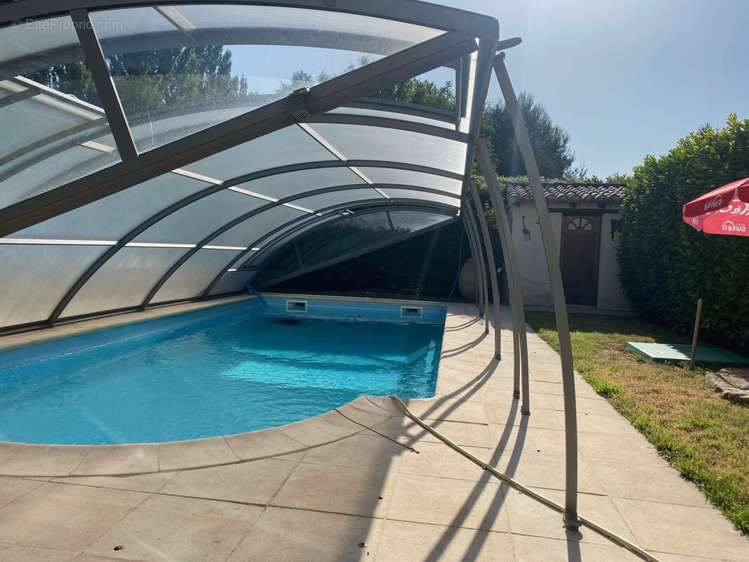 Maison à CADEROUSSE