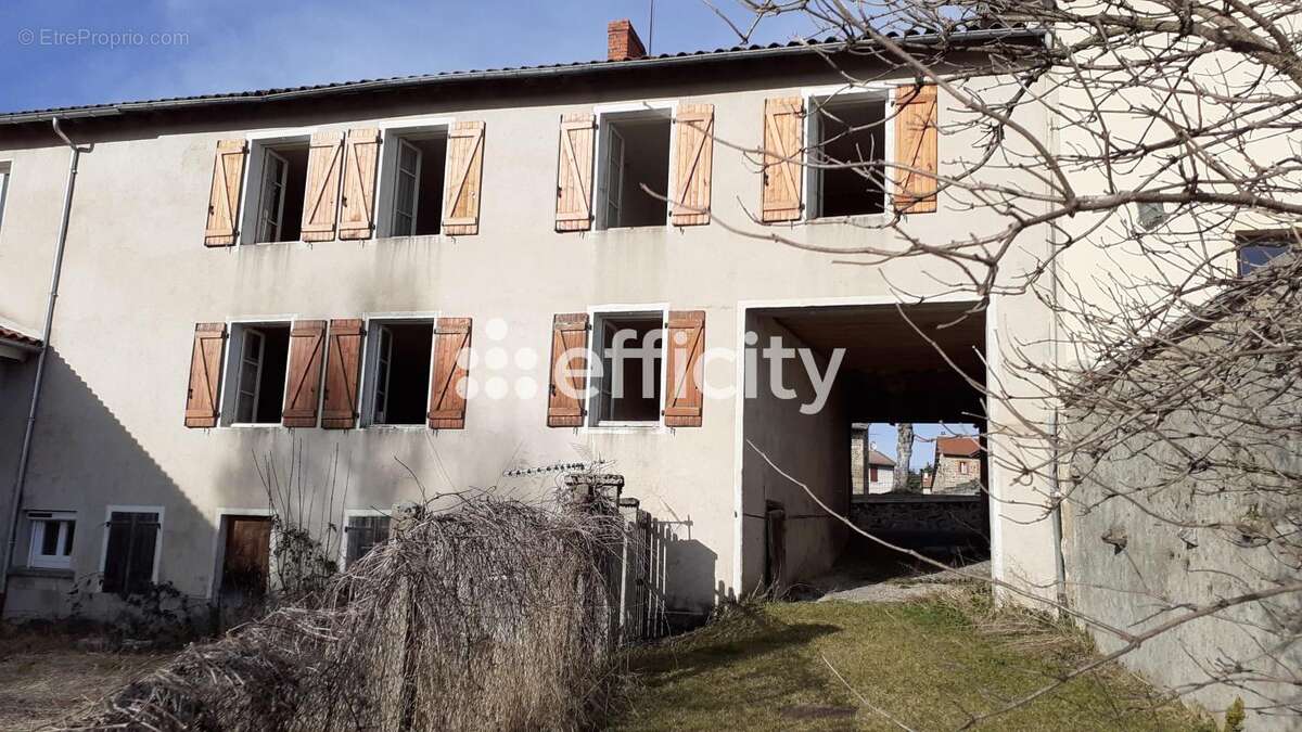 Maison à EGLISOLLES