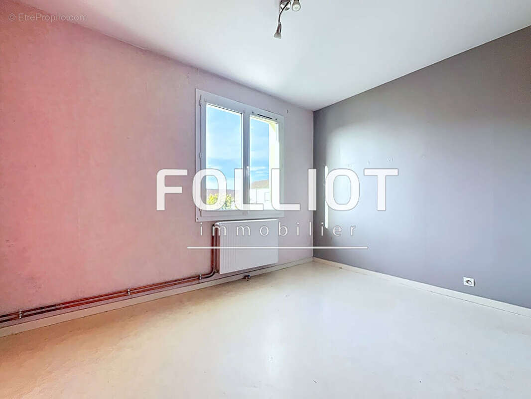 Maison à COLOMBELLES