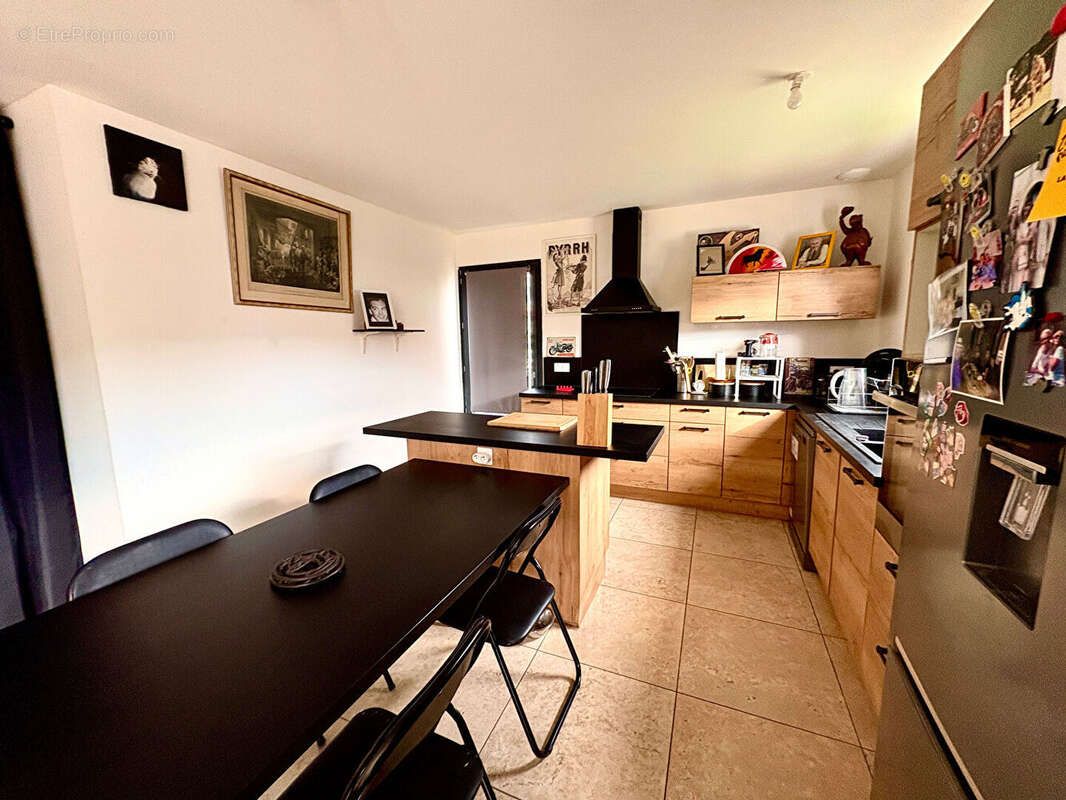 Maison à SAINT-GENIS-DES-FONTAINES