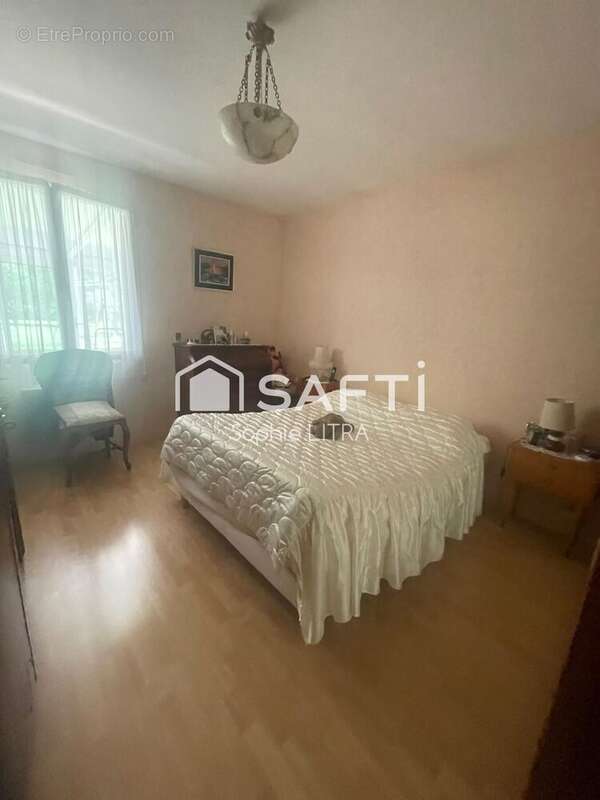 Photo 3 - Maison à BAZOCHES-SUR-LE-BETZ