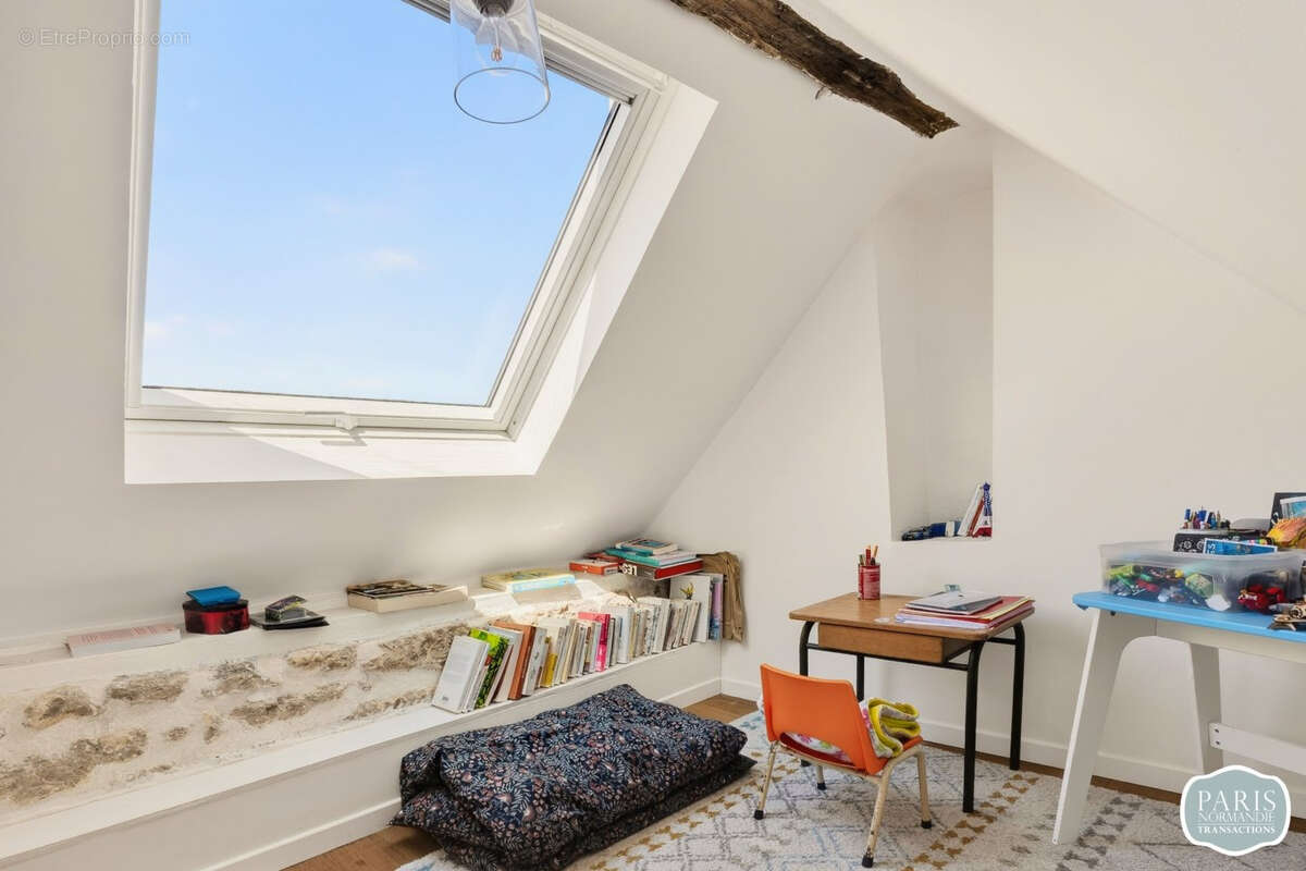 Appartement à PARIS-7E