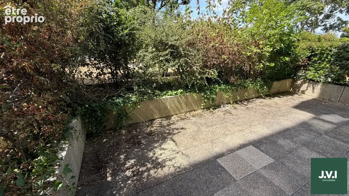 A VENDRE Appartement Enghien Les Bains 4 pièce(s) 79 m² - photo 5