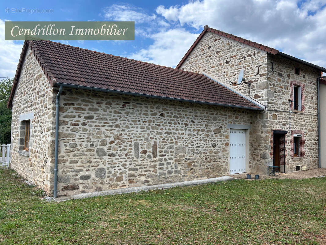 Maison à MONTBOUCHER