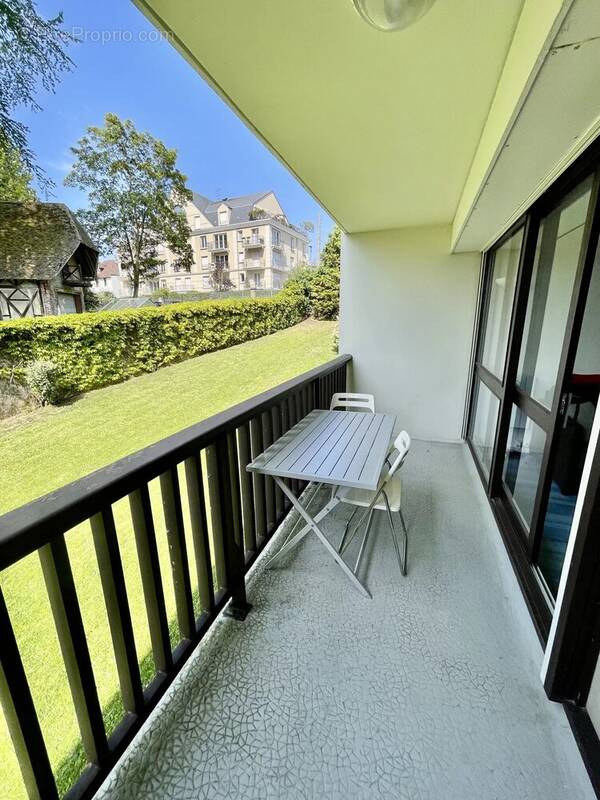 Appartement à TROUVILLE-SUR-MER
