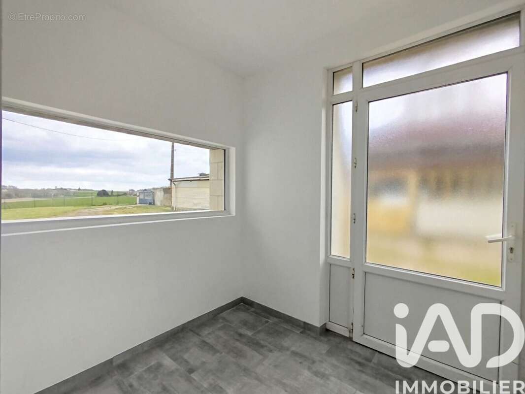 Photo 4 - Maison à CHINON