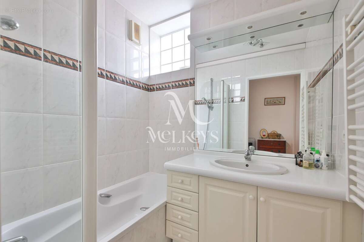 Appartement à BOULOGNE-BILLANCOURT