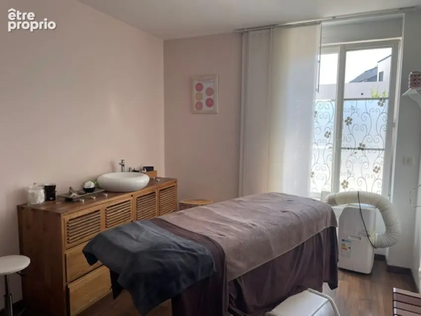 BROONS Centre Bourg Une opportunité patrimoniale entre commerce et habitation - photo 7