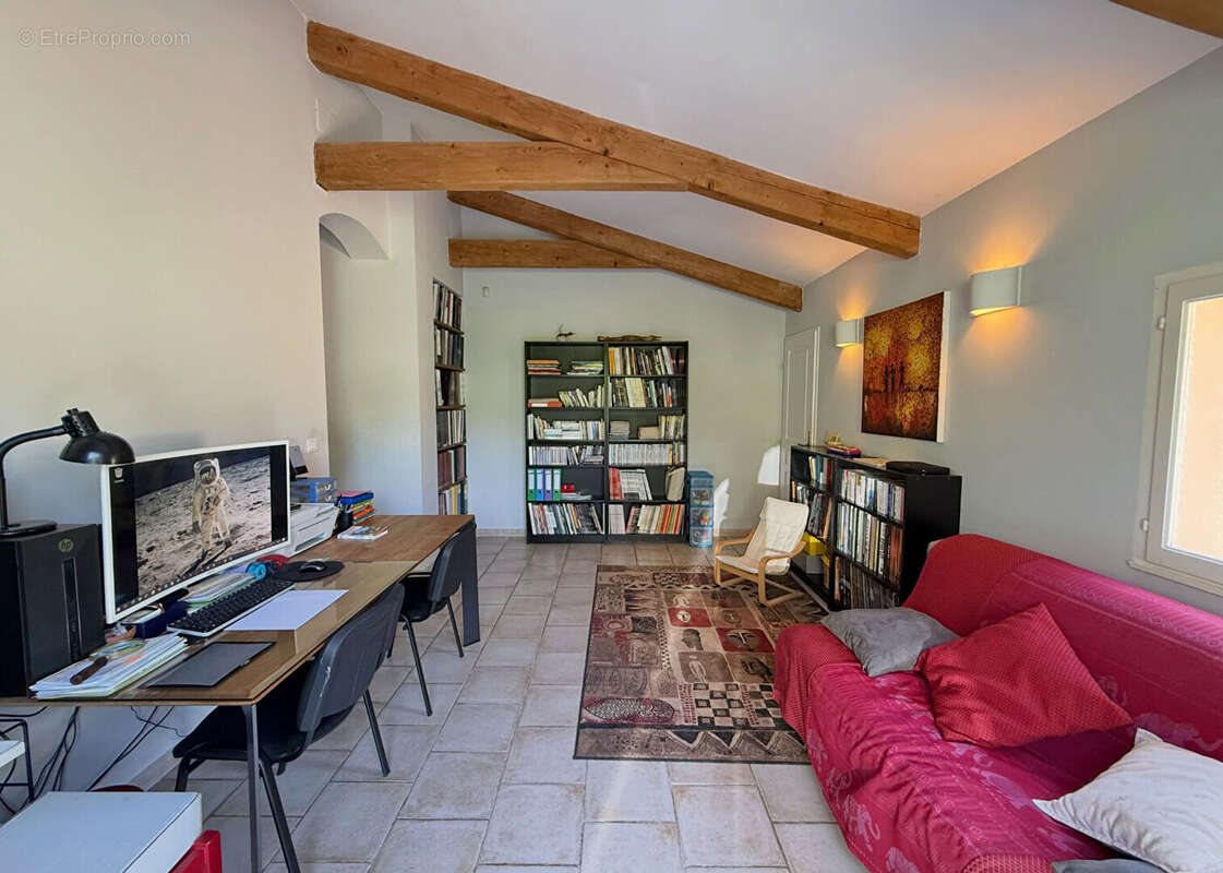 Maison à MARGUERITTES