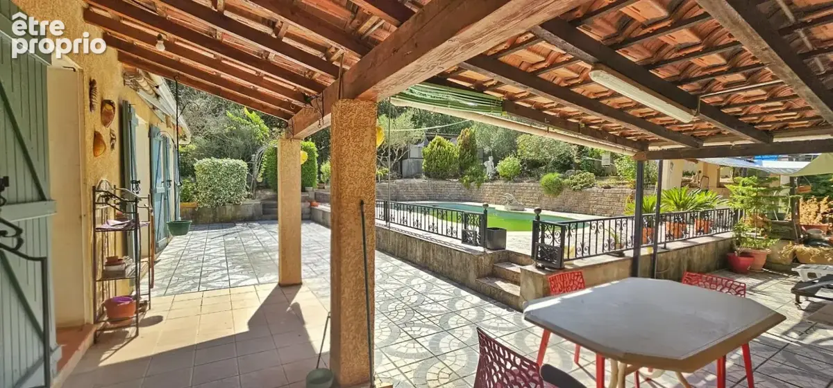 En exclusivite villa plain pied garage et piscine sur flassans sur issole - photo 2