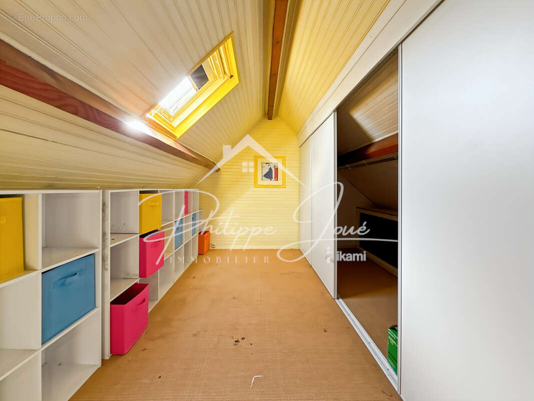 Maison à PONT-SUR-YONNE