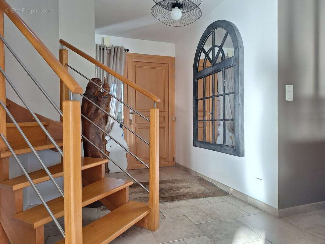 Maison à BAINS-SUR-OUST