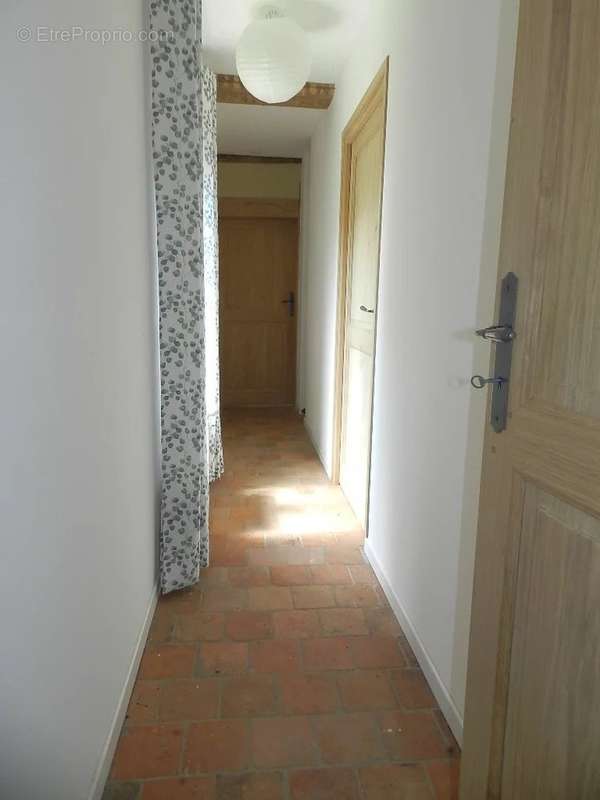 Maison à SAINT-PIERRE-SUR-DIVES