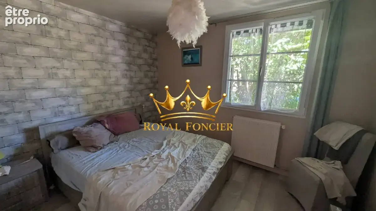 Maison 1 : chambre 1 au RDC