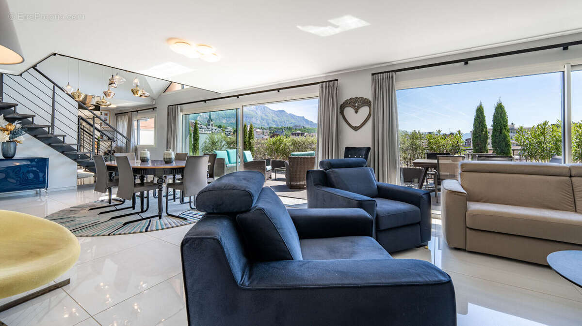 Appartement à AIX-LES-BAINS