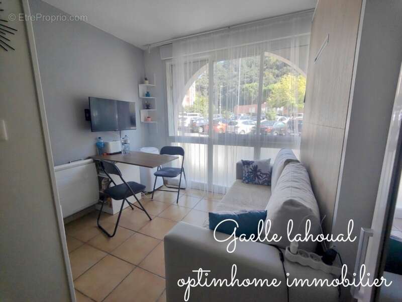 Appartement à LAMALOU-LES-BAINS