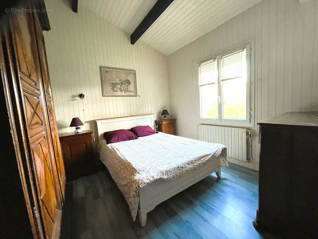 Maison à MESCHERS-SUR-GIRONDE