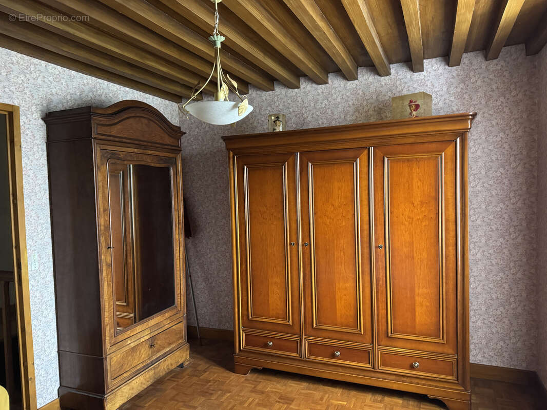 Maison à MONTREUILLON