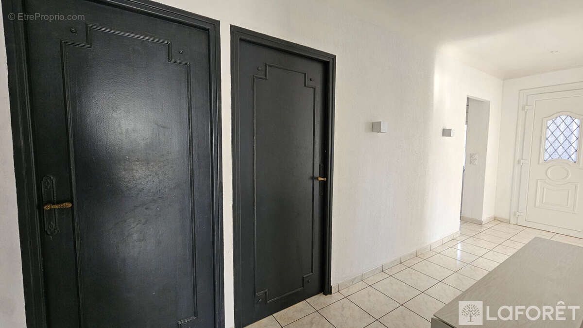 Maison Frontignan 6 pièce(s) 161 m2 - photo 8