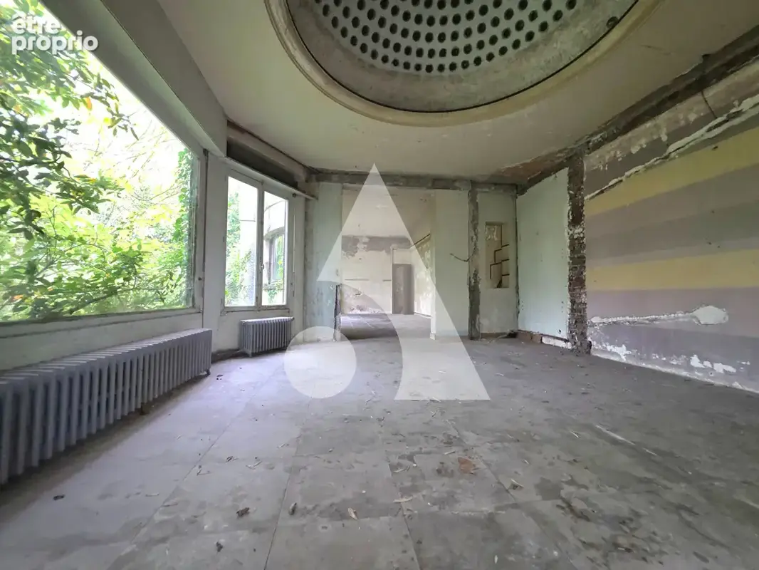 St Maur, belle maison avec gros potentiel sur 395 m2 de terrain - photo 2