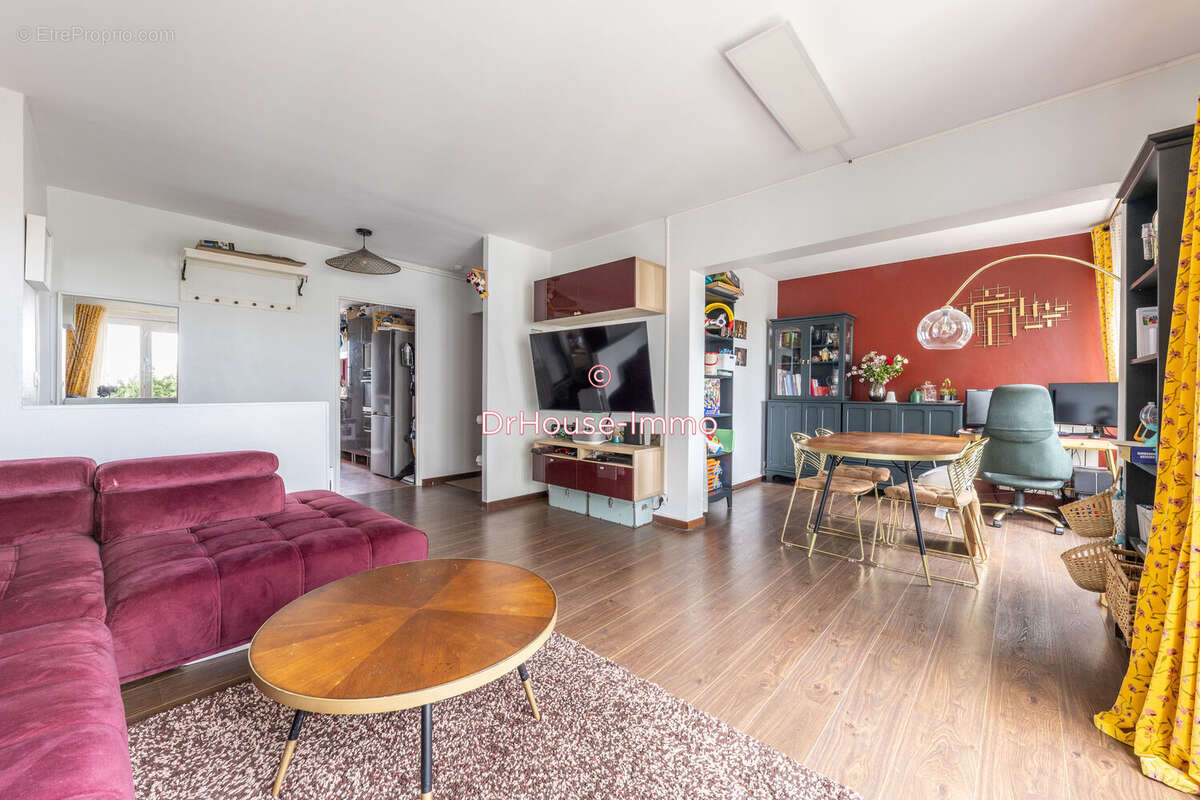 Appartement 78 m² à Maurepas  - photo 13