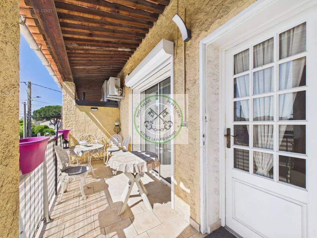 Appartement à FREJUS