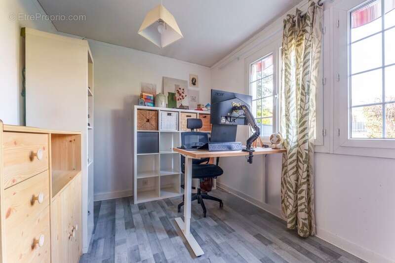 Maison à CHARENTILLY