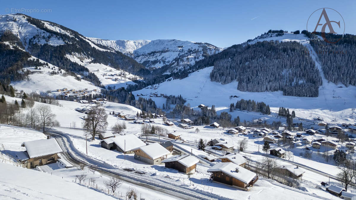 Maison à NOTRE-DAME-DE-BELLECOMBE