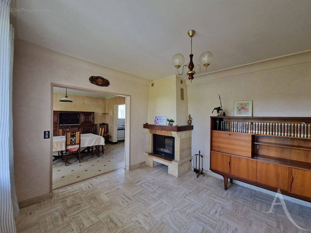 Maison à ROCHESERVIERE