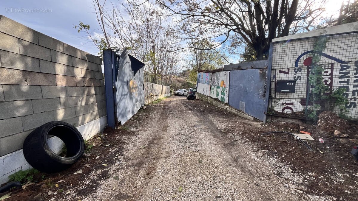 Terrain à TOULON