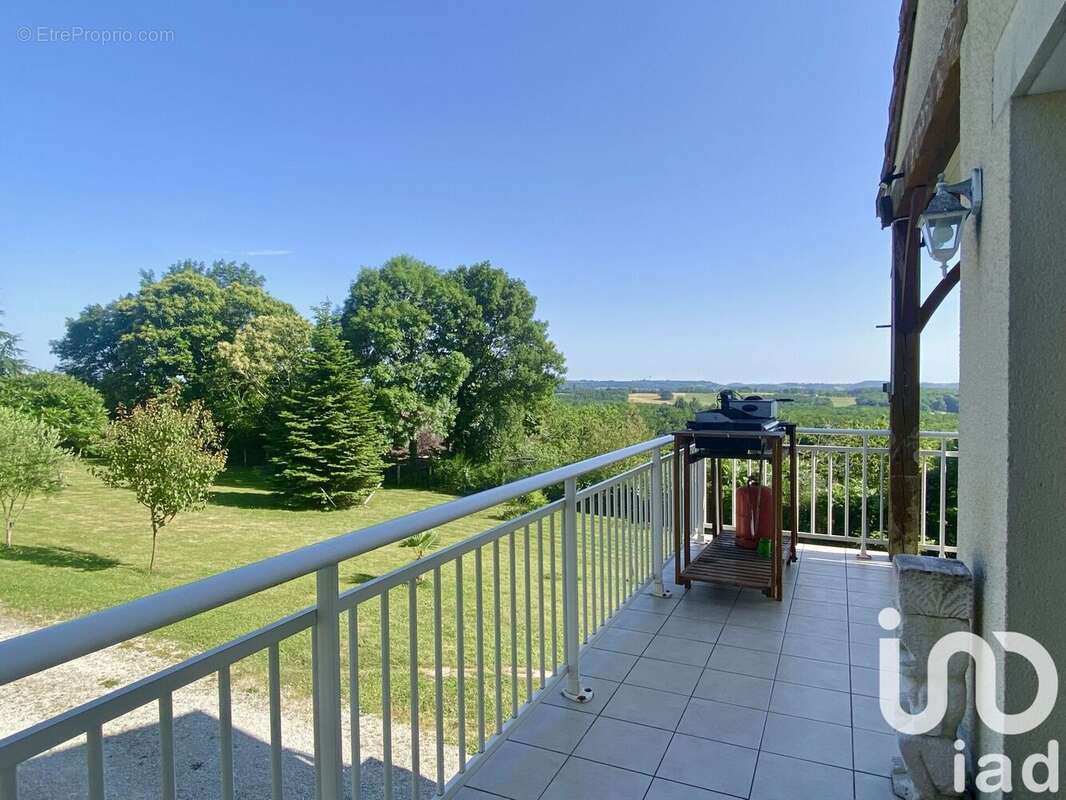 Photo 5 - Maison à JUILLAC