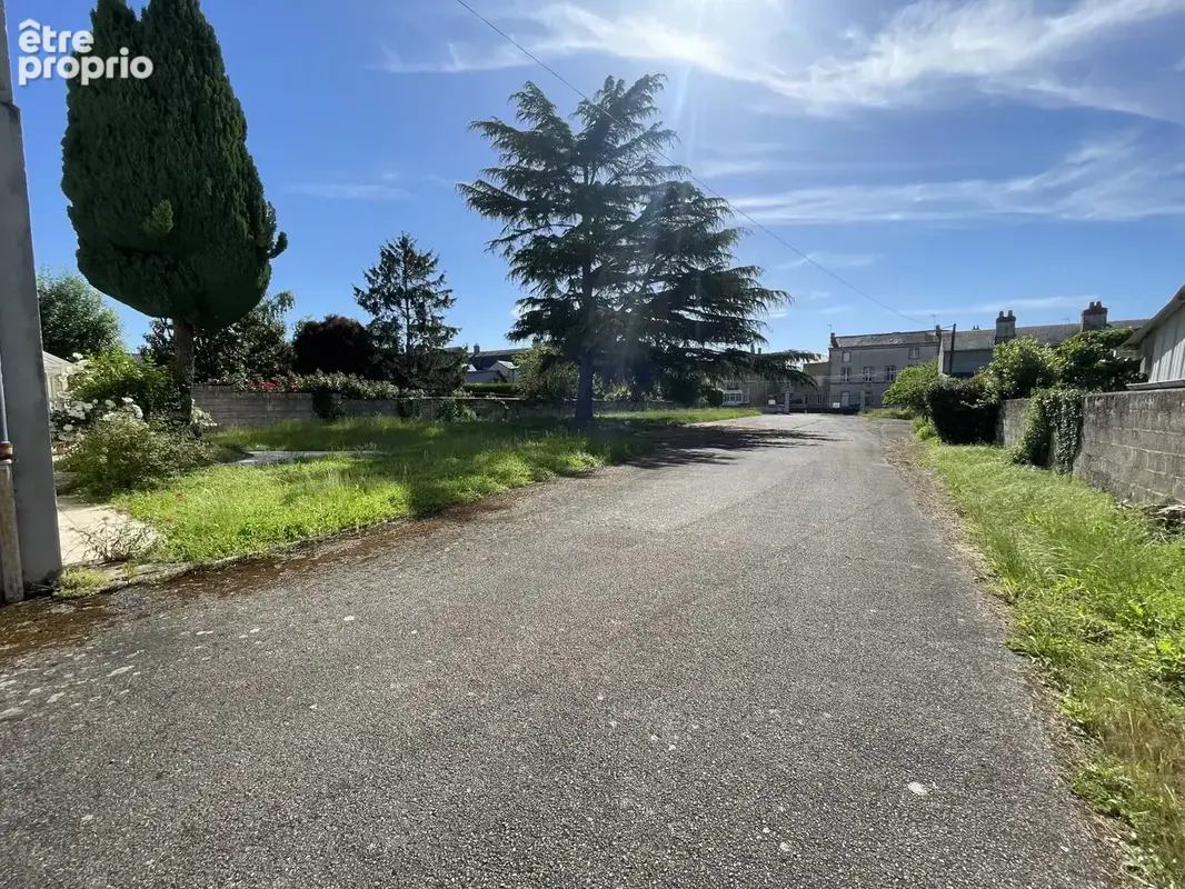 Maison bourgeoise avec terrain et hangar - photo 14