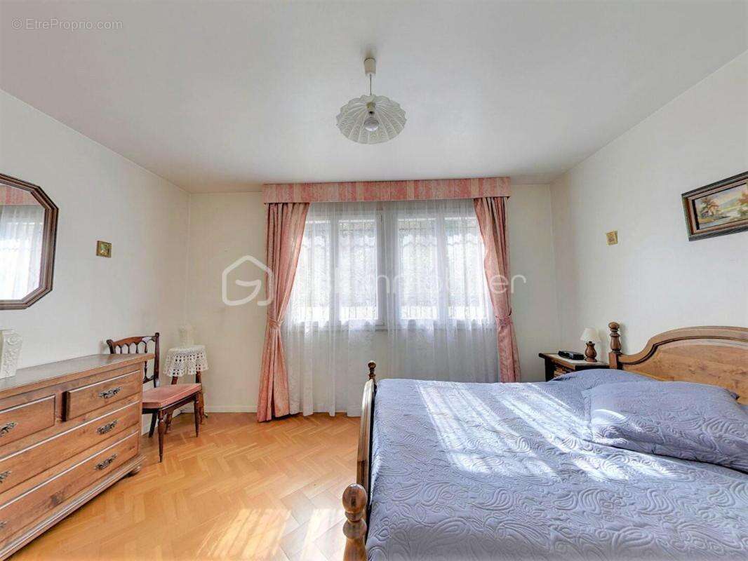 Maison à NOISY-LE-SEC