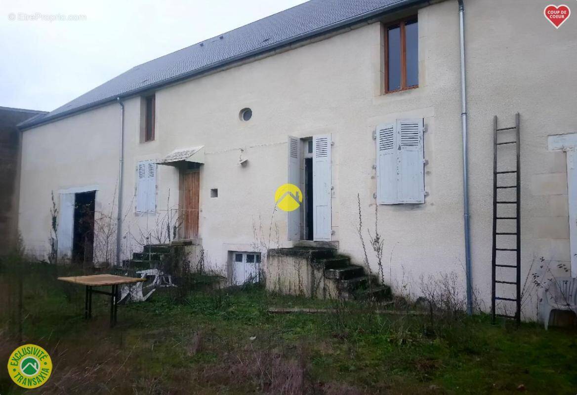 Maison à SAINT-AMAND-MONTROND
