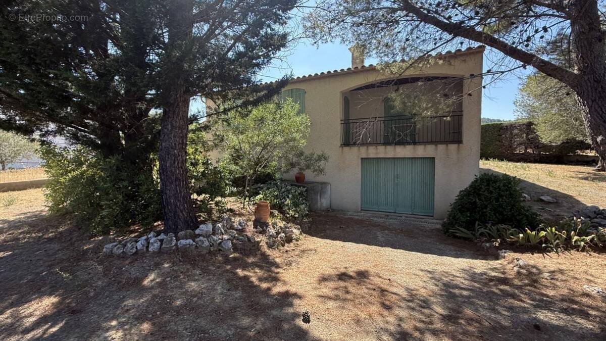 Maison à FELINES-MINERVOIS