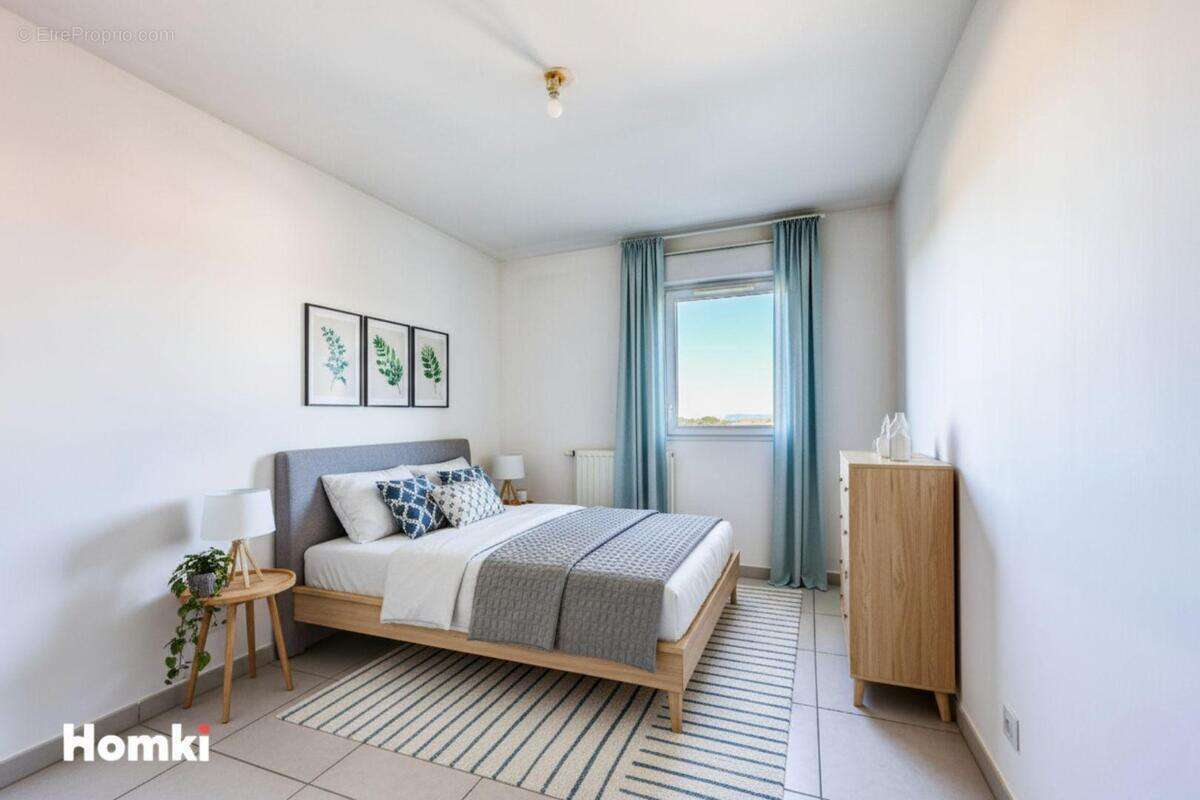 Appartement à SIX-FOURS-LES-PLAGES