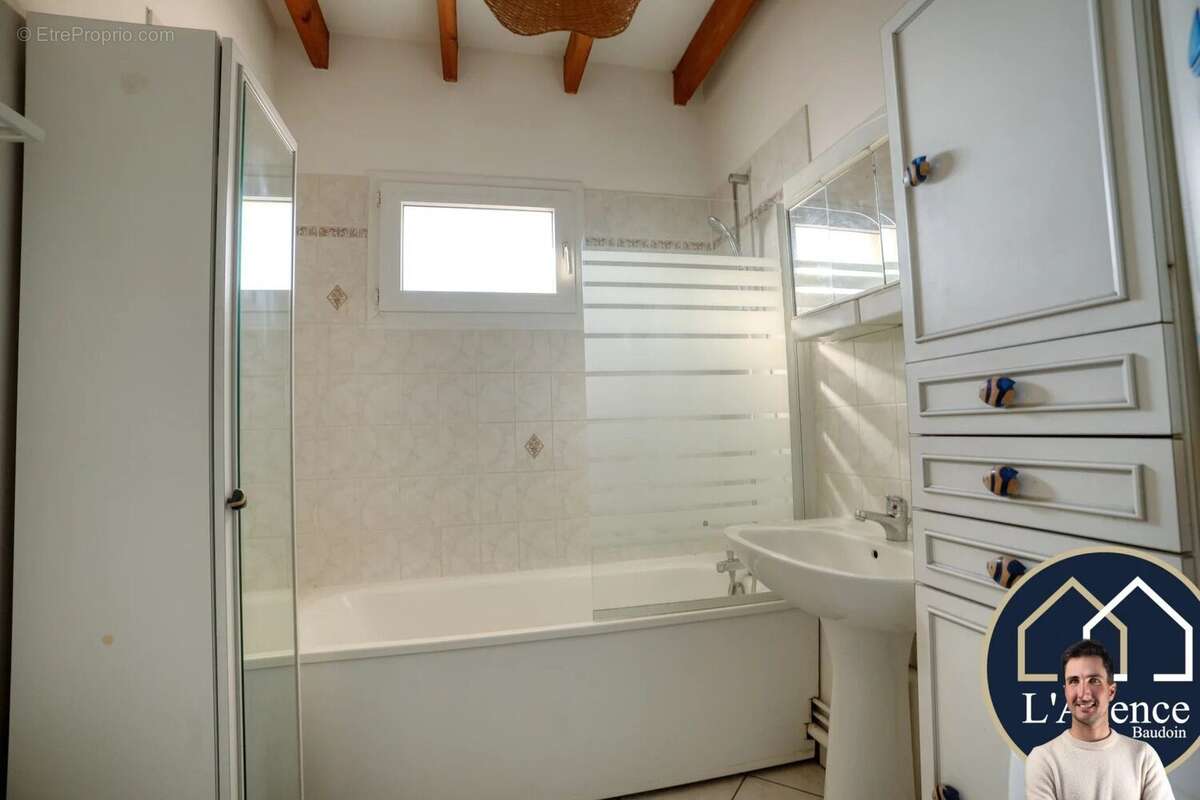 Appartement à EPERNON