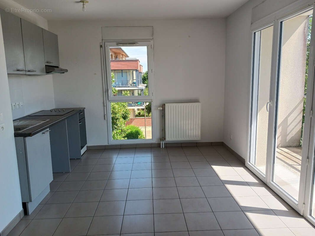 Appartement à FLEURY-LES-AUBRAIS