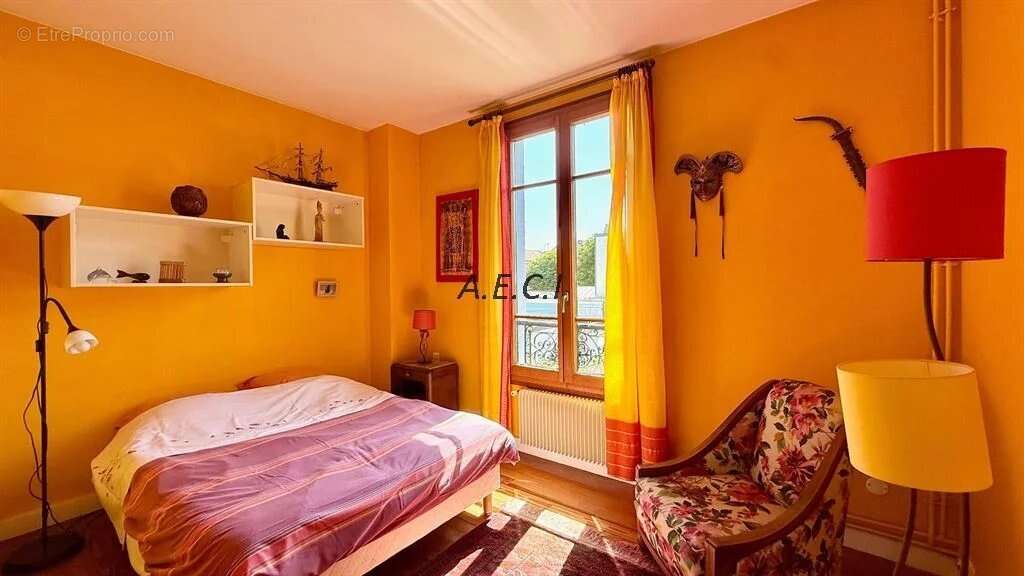 Maison à ASNIERES-SUR-SEINE