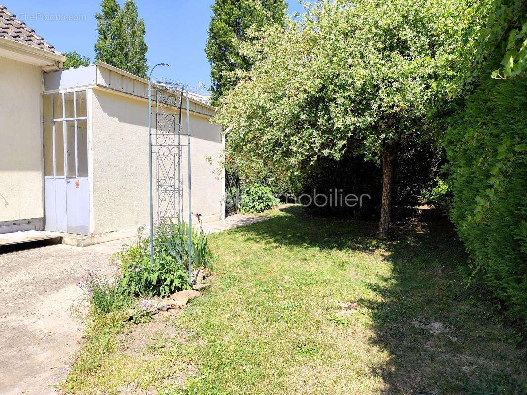 Maison à NANGIS