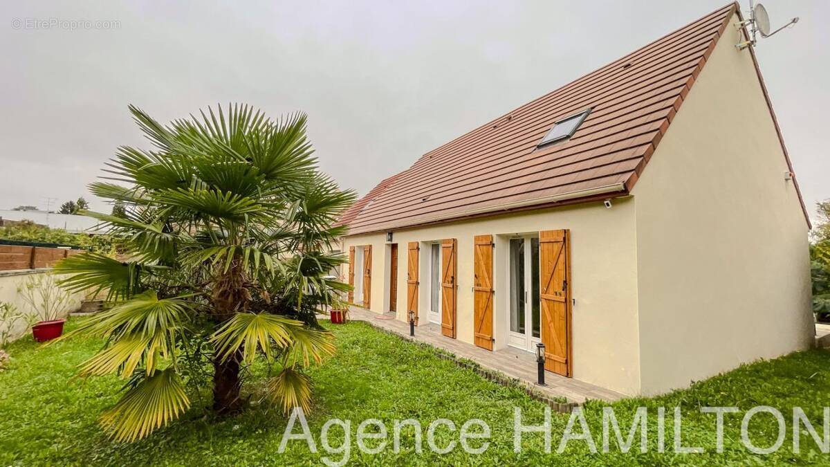 Maison à COMPANS