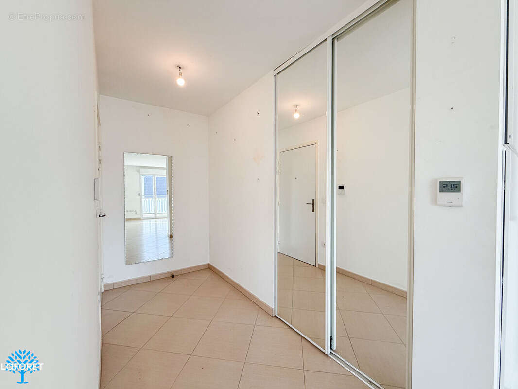 Appartement à SAINTE-GENEVIEVE-DES-BOIS