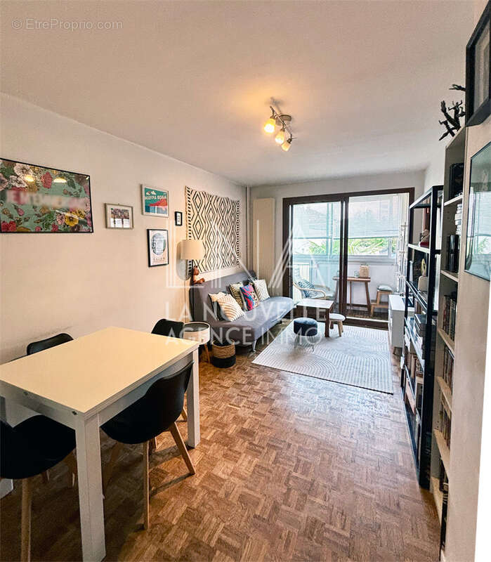 Appartement à ROMAINVILLE
