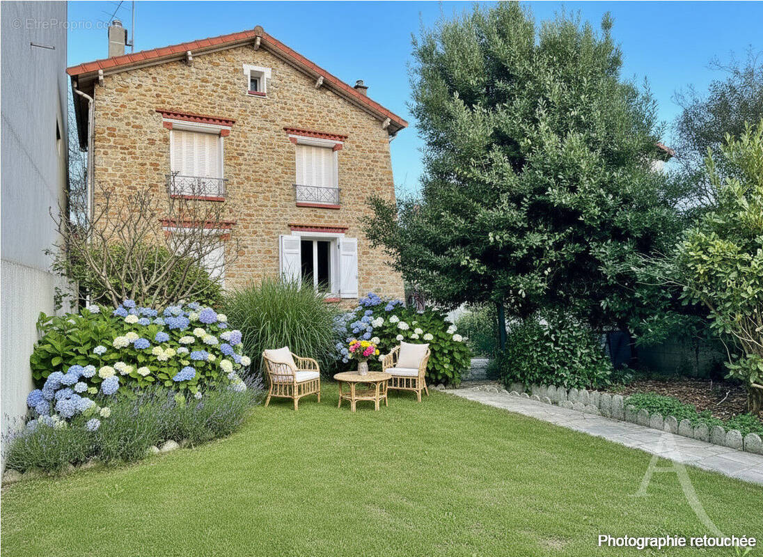 Maison à CHAVILLE