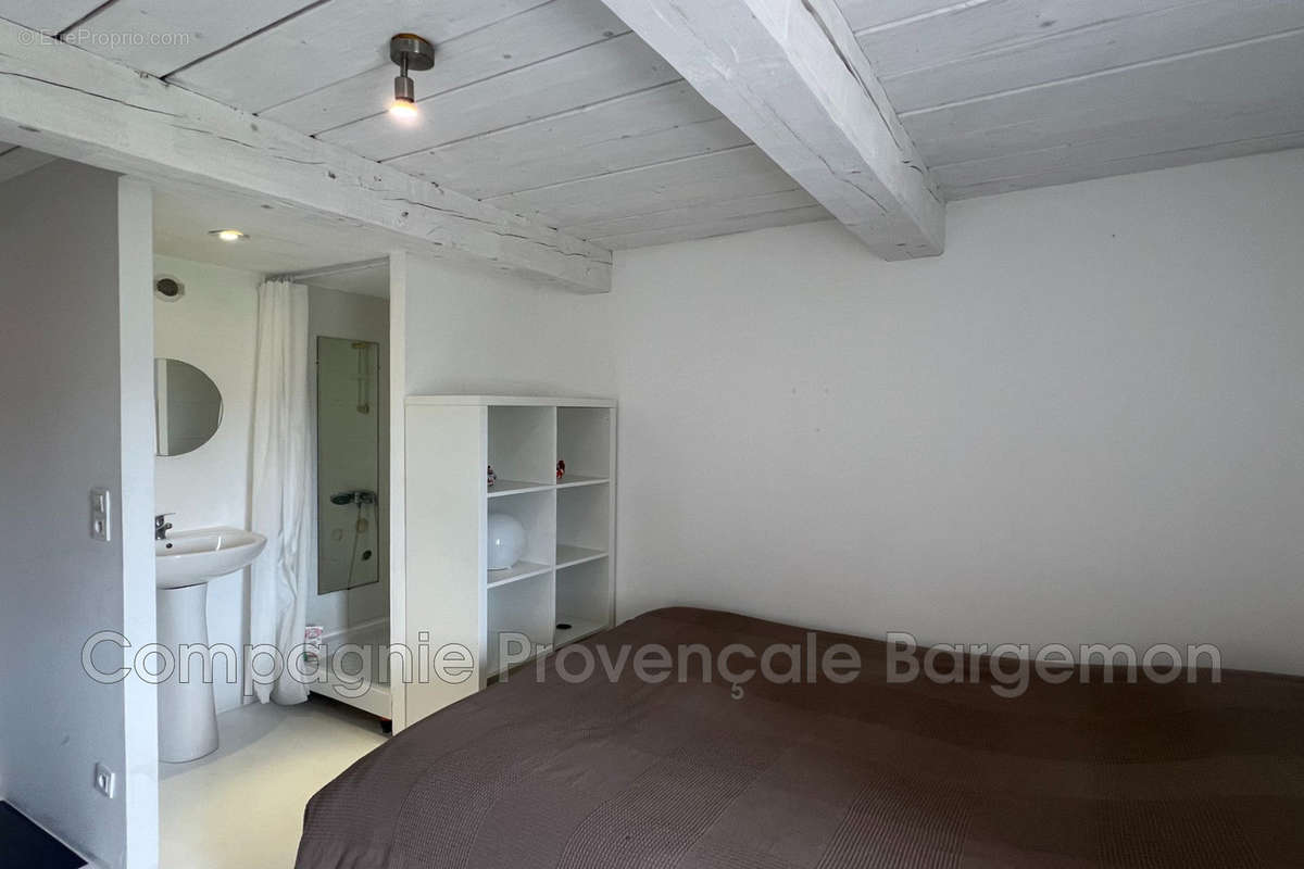 Appartement à BARGEMON